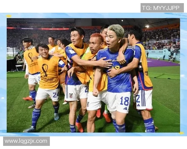 足球明星挑战日本综艺节目展现球技与幽默风采